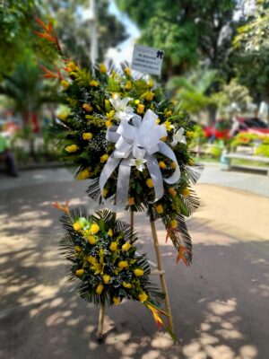 floristería en Bucaramanga. Llámanos al 3023608251 ó 3172402246. Encantados de hacer tu día el más feliz... Gracias por preferirnos 🌻💖