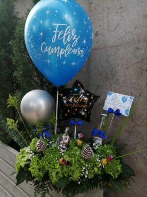 floristería en Bucaramanga. Llámanos al 3023608251 ó 3172402246. Encantados de hacer tu día el más feliz... Gracias por preferirnos 🌻💖