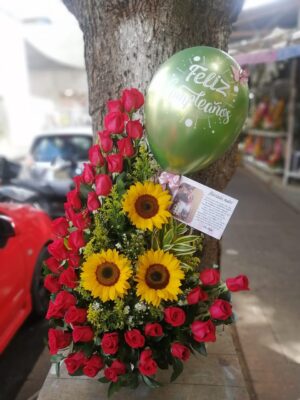 floristería en Bucaramanga. Llámanos al 3023608251 ó 3172402246. Encantados de hacer tu día el más feliz... Gracias por preferirnos 🌻💖